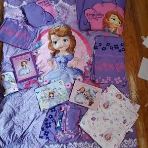 Sophia the first toddler size bedding